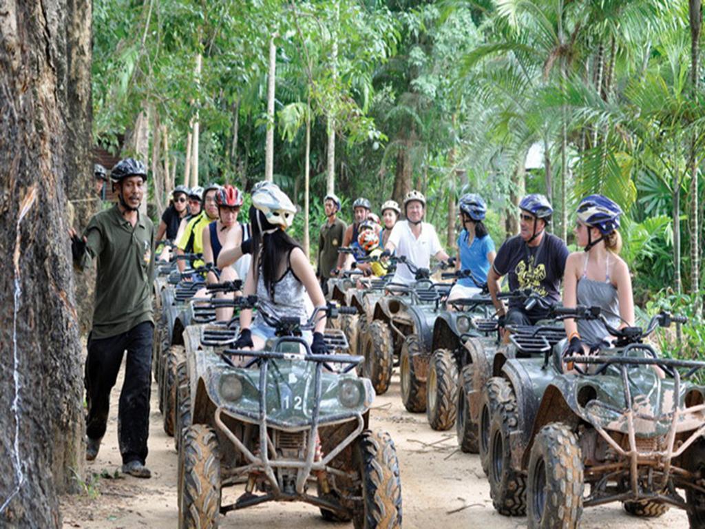 Grand Nai Harn Suites Rawai Buitenkant foto